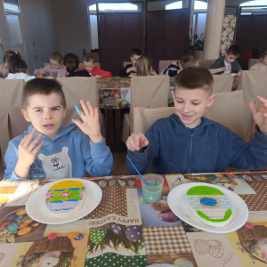 Wycieczka klas 1-3 do Wioski Wielkanocnej w Bratkowicach