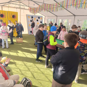 Wycieczka klas 1-3 do Wioski Wielkanocnej w Bratkowicach