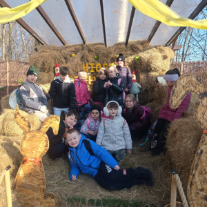 Wycieczka klas 1-3 do Wioski Wielkanocnej w Bratkowicach
