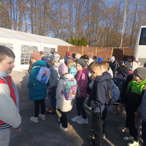 Wycieczka klas 1-3 do Wioski Wielkanocnej w Bratkowicach