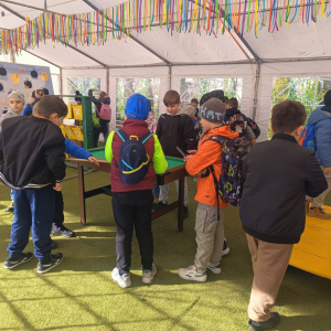 Wycieczka klas 1-3 do Wioski Wielkanocnej w Bratkowicach