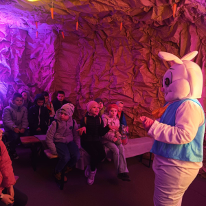 Wycieczka klas 1-3 do Wioski Wielkanocnej w Bratkowicach