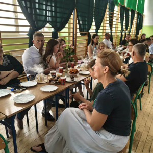 Wyjątkowe chwile z okazji Dnia Mamy i Taty w grupie „0”