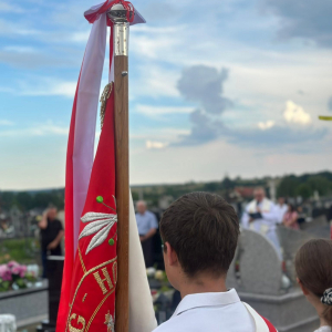 Uroczystość patriotyczna na cmentarzu w Nienadówce