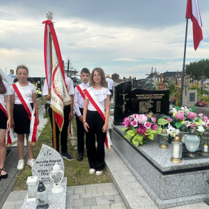 Uroczystość patriotyczna na cmentarzu w Nienadówce